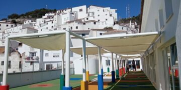 Últimos detalles para la nueva guardería municipal de Casares
