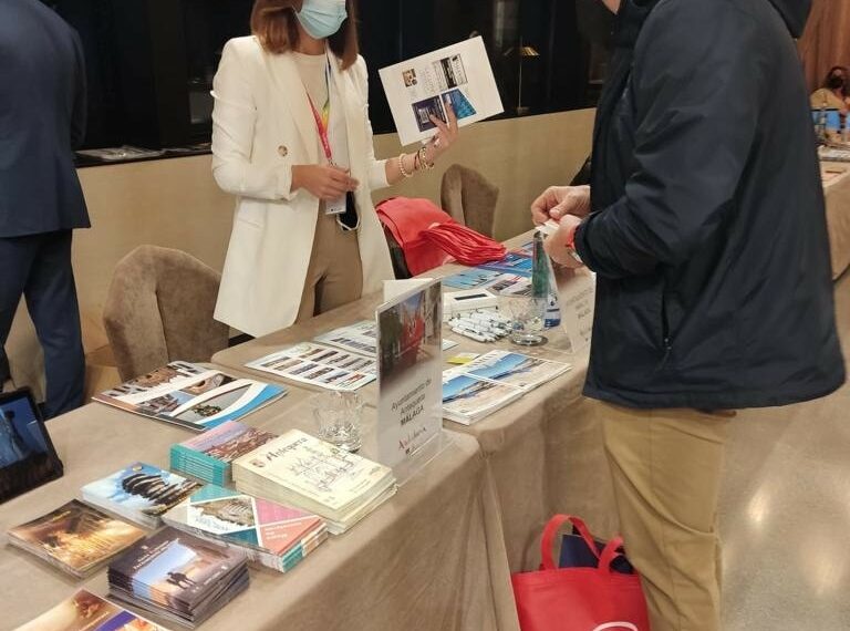 Manilva se promociona en las Jornadas Profesionales de Turismo en Galicia