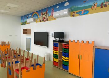 Últimos detalles para la próxima apertura de la Guardería Municipal de Casares