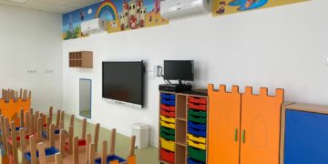 Últimos detalles para la próxima apertura de la Guardería Municipal de Casares