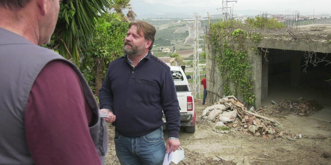 El Ayuntamiento de Manilva continúa luchando por las viviendas sin finalizar del municipio