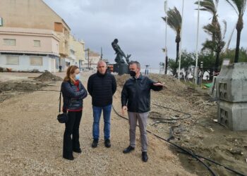 La huelga del transporte afecta a las obras del paseo marítimo de Sabinillas