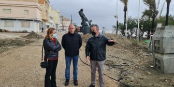 La huelga del transporte afecta a las obras del paseo marítimo de Sabinillas