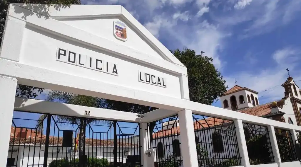 Tres detenidas por robar más de 800 euros en bisutería en un comercio de Torremolinos