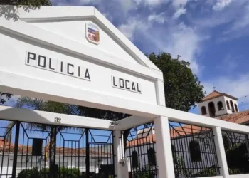 Tres detenidas por robar más de 800 euros en bisutería en un comercio de Torremolinos