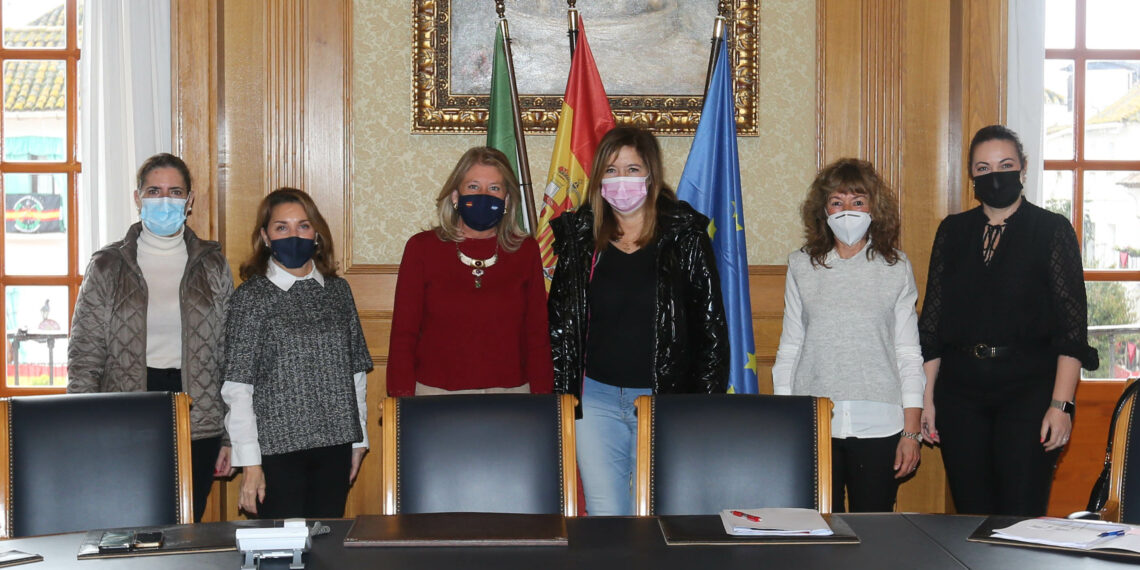 El Centro de Información al Pueblo Ucraniano de Marbella ha atendido ya a más de 200 familias