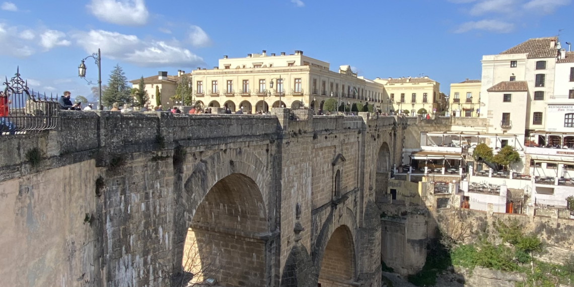 Un acertante de Ronda, premiado con 1,8 millones de euros en la Bonoloto
