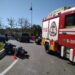 Rescatan a un motorista atrapado bajo un coche en Fuengirola