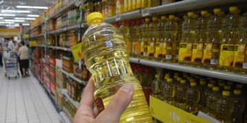 Mercadona, Makro y otros ‘súper’ comienzan a racionar la venta de aceite de girasol por el conflicto en Ucrania