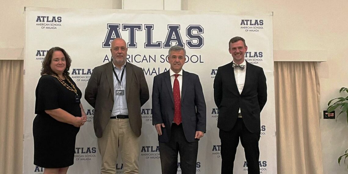 Presentado el colegio internacional Atlas American School en Estepona