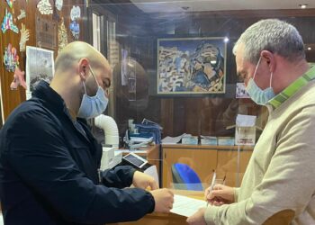 IU Casares: “Estamos totalmente en contra del cierre de oficinas de Unicaja en municipios pequeños”