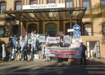 #Así, No: Médicos de Málaga se plantan contra las agresiones