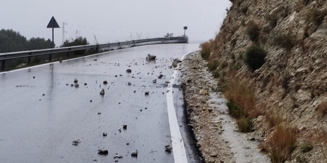 Meteorología amplía hasta las tres de la tarde el aviso naranja por lluvias en varias comarcas de Málaga