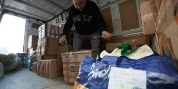 Benahavís se suma a la campaña de ayuda a Ucrania con una recogida de donaciones