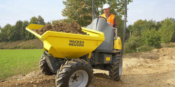 Casares ofrece un curso para aprender a manejar un dumper