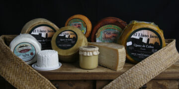 Alerta alimentaria por listeria en quesos vendidos en Estepona y Manilva