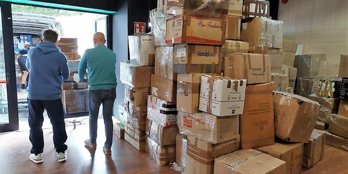 Marbella realiza un segundo envío de más de 5.000 kilos de ayuda humanitaria para el pueblo ucraniano