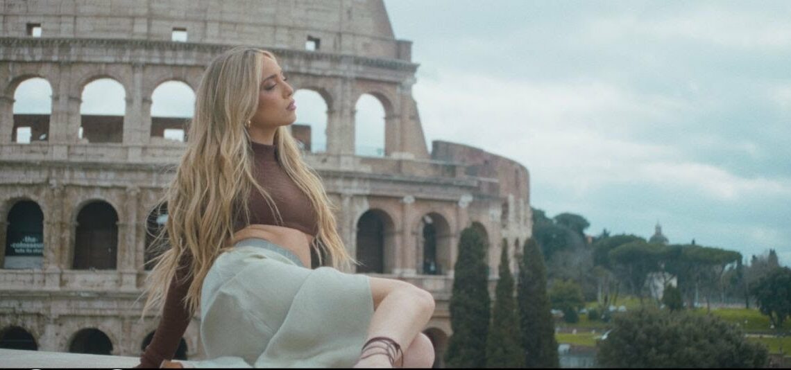 Ana Mena estrena ‘Cuando la noche arriba’, versión en español de ‘Duecentomila ore’
