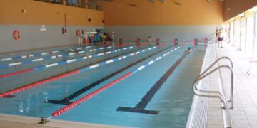 La empresa Supera cierra sus piscinas en San Pedro y Estepona por el «inasumible» coste de la luz