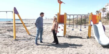 Nueva zona de ocio en la playa de Sabinillas