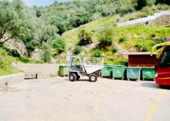 Nuevo vehículo para la recogida de residuos en Casares