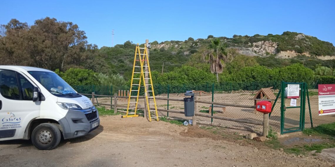 La zona del parque de perros de Los Alegres ya cuenta con alumbrado público