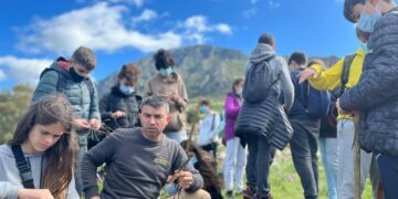 Niños y niñas de Casares aprenden a ser pastores por un día