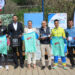 Presentado el trofeo y la camiseta oficial de la primera media maratón que discurrirá por la senda litoral de Estepona