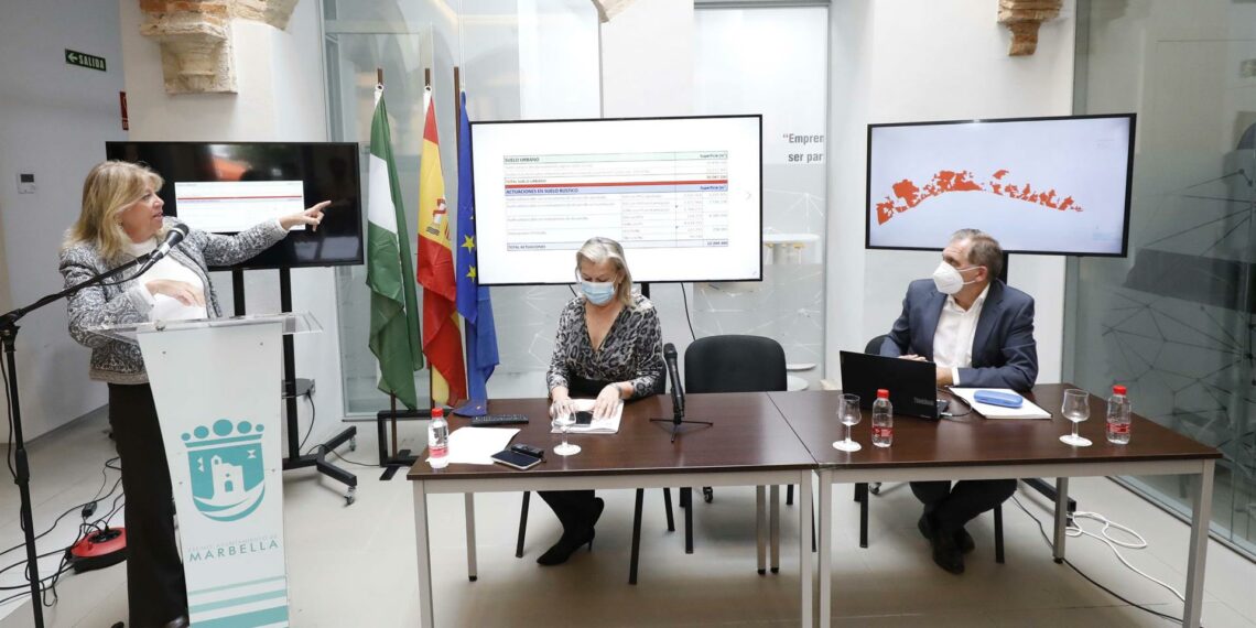 Marbella reconoce como urbanos más de diez millones de metros cuadrados más de suelo