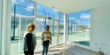 El Ayuntamiento de Casares trabaja para recuperar el Centro Deportivo de Marina de Casares