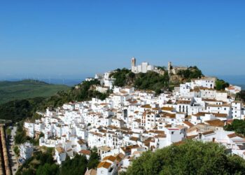 Casares se iluminará hoy de azul para conmemorar el Día Mundial del Autismo