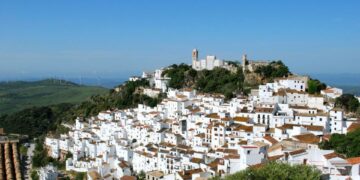 Casares se iluminará hoy de azul para conmemorar el Día Mundial del Autismo
