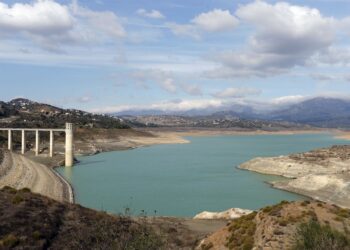 Comienzan a transferir agua sobrante desde la Costa del Sol Occidental a la Axarquía