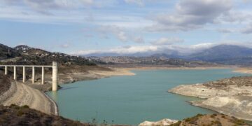 Comienzan a transferir agua sobrante desde la Costa del Sol Occidental a la Axarquía