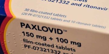 Andalucía comienza a dispensar Paxlovid en farmacias a través de receta electrónica