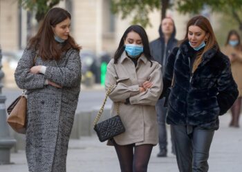 En dos días, las mascarillas dejarán de ser obligatorias en interiores