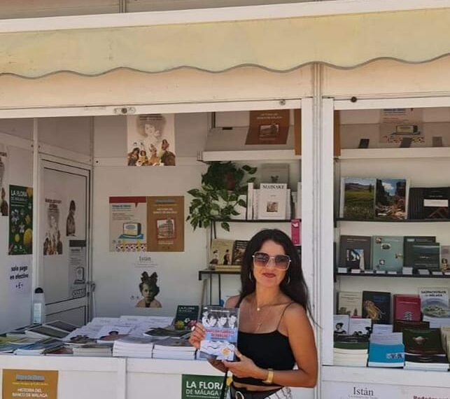 «Tradición flamenca en Manilva», primera obra literaria de María José Gil Lozano