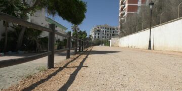 Tareas de arreglo y mantenimiento en los senderos y reserva ecológica manilveña