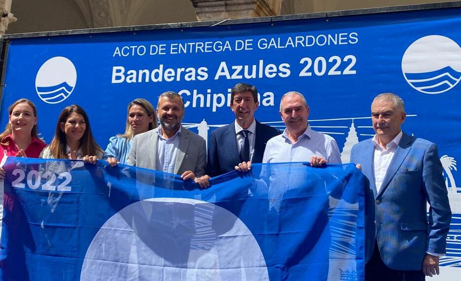 Casares recibe la Bandera Azul de Playa Ancha