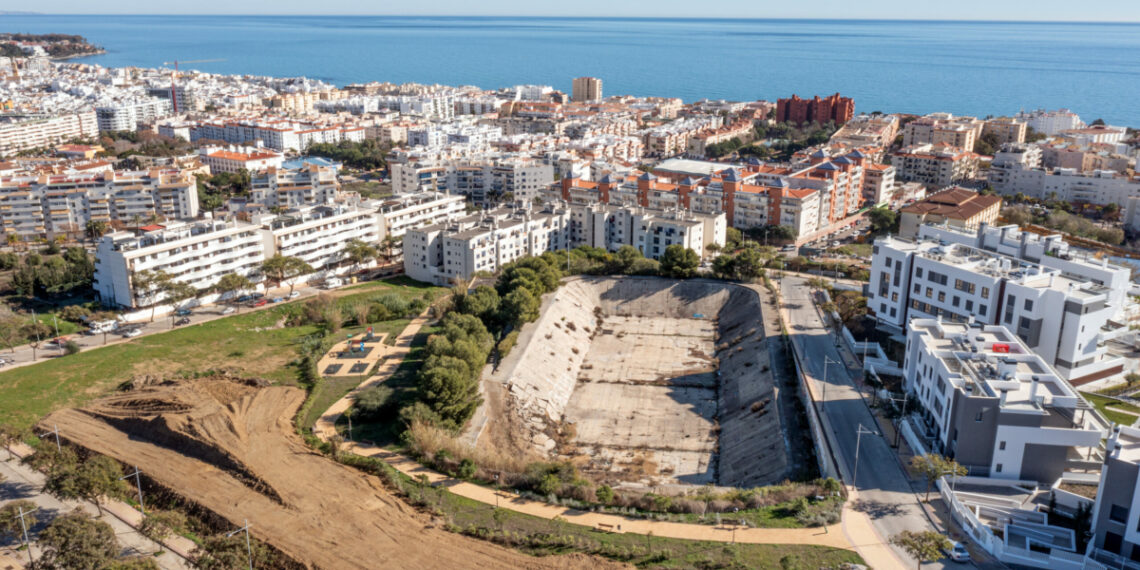 Estepona proyecta la construcción de un parque público de 16.500 m2 en Las Mesas