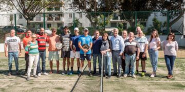 El Ayuntamiento de Estepona pone en funcionamiento una nueva pista deportiva en Las Joyas