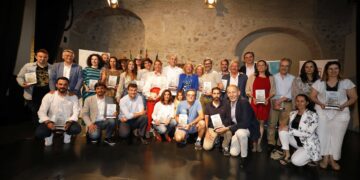 Marbella reconoce a los negocios de San Pedro “como grandes embajadores de la ciudad”