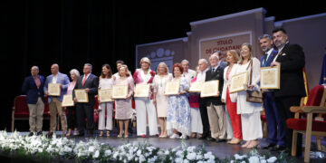 Marbella otorga el título «Ciudadano Honorario» a 15 vecinos del municipio