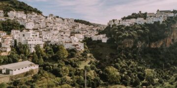 El Ayuntamiento de Casares  ultima los trámites para la adquisición de la finca de “La Albarrá”