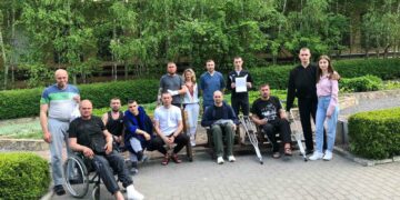 La joven empresa ‘Homies Marbella’ dona su ropa a los hospitales de Ucrania