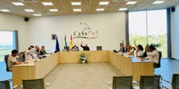 El pleno de Casares aprueba la modificación de puestos de trabajo