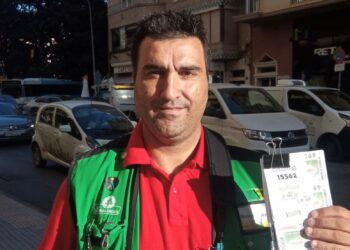 El sorteo de la ONCE reparte 350.000 euros frente a las Urgencias del Hospital Civil de Málaga