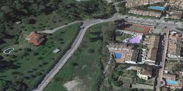 Comienzan los trámites para la conservación y mantenimiento de Arroyo La Pacheca en Benahavís