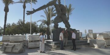 El Ayuntamiento de Manilva redobla esfuerzos en la obra del Paseo Marítimo para llegar a San Juan