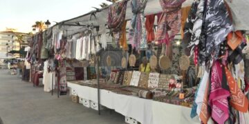 Inaugurado el Mercado del Mar en Sabinillas
